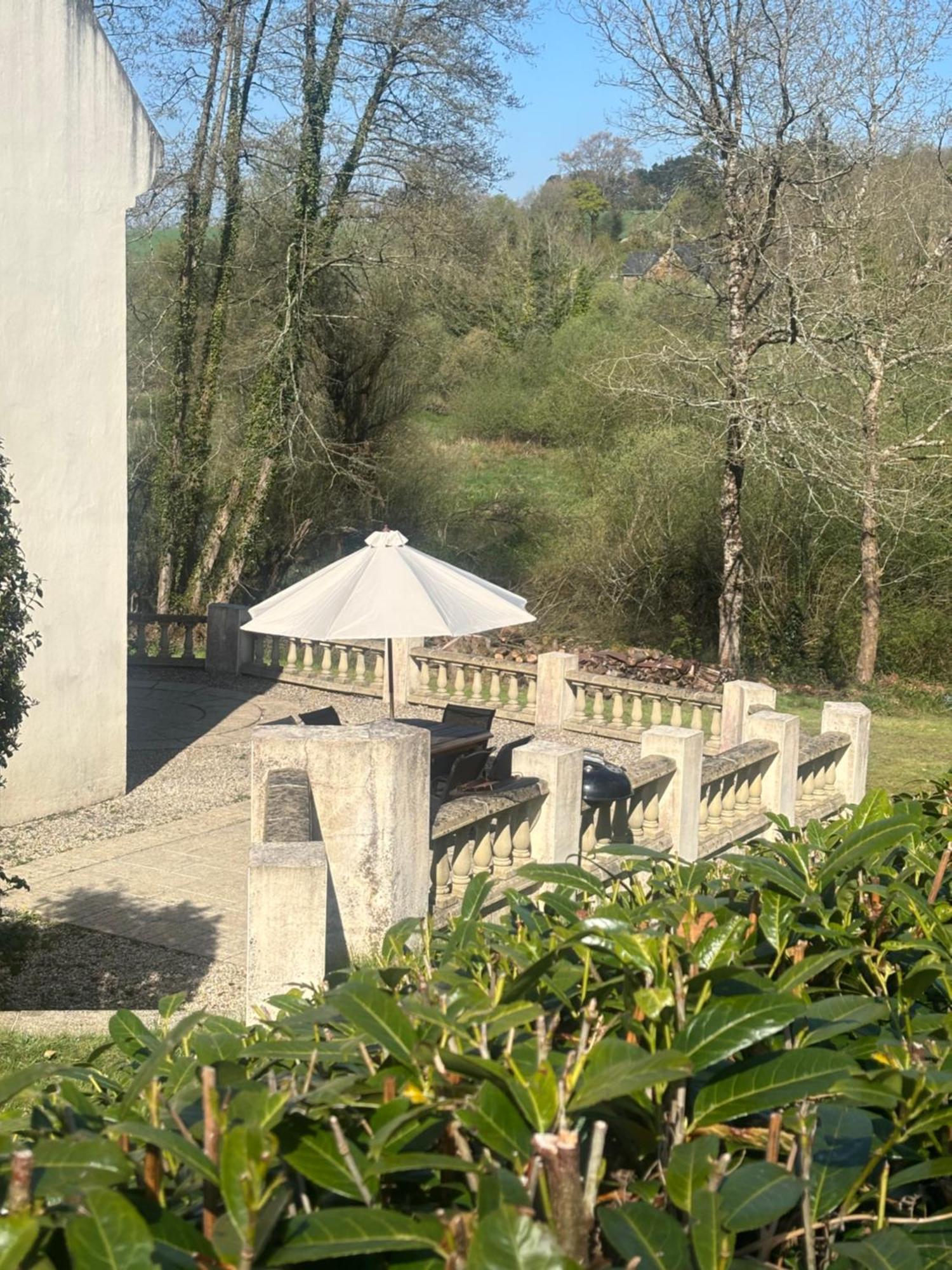 Fontaine Blanche River View, Large Patio & Garden In Central Brittany With Starlink Wifi Treffrin Extérieur photo